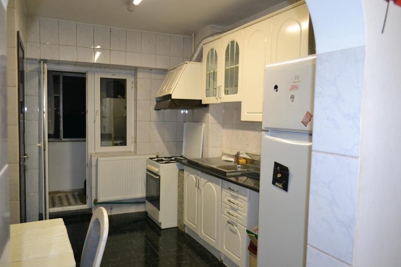 Ferienwohnung Dreams By The River Bukarest Exterior foto
