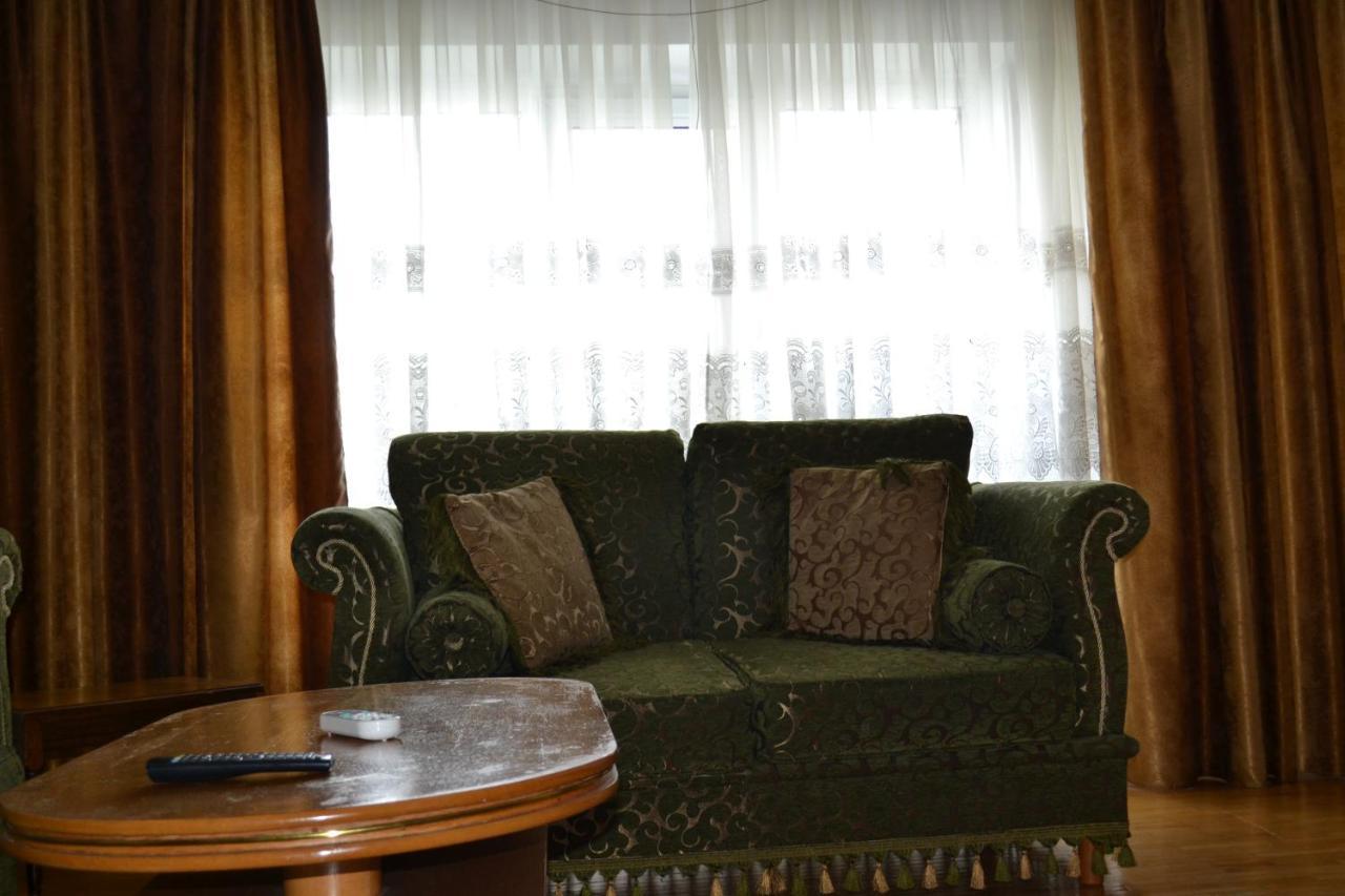 Ferienwohnung Dreams By The River Bukarest Exterior foto